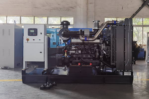 100千瓦柴油發電機組.jpg 100千瓦柴油發電機組.jpg